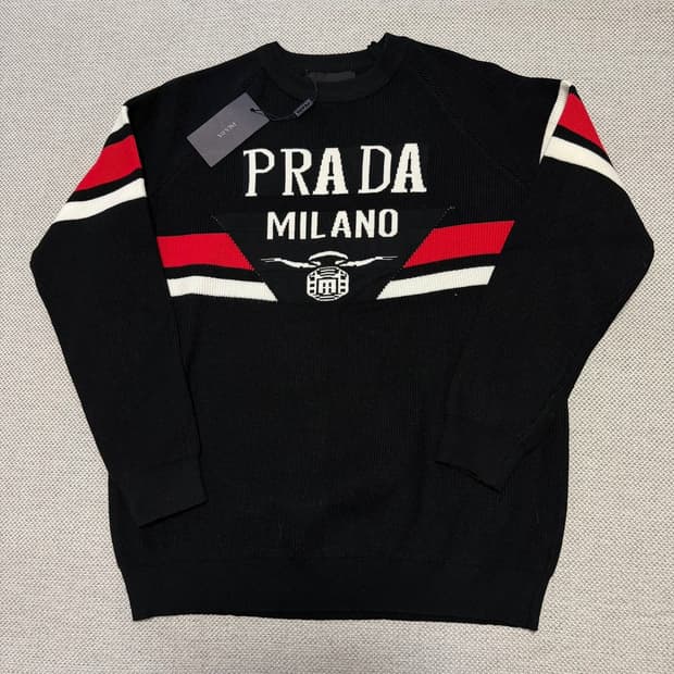 프라다 긴팔 니트