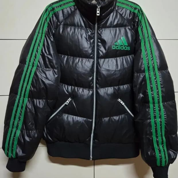 아디다스 올드스쿨 대장급 검초 덕다운 패딩