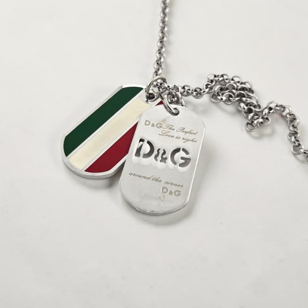 D&G 더블 플레이트 목걸이