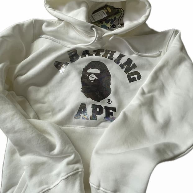 [베이프❗️] 홀로그램 베이프 후드티