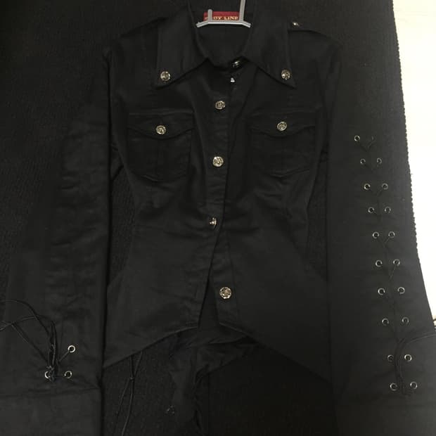 bodyline 바디라인 아일릿 셔츠