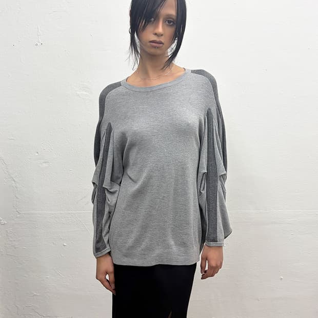 아츠로 타야마 드레이프 슬리브 니트 탑