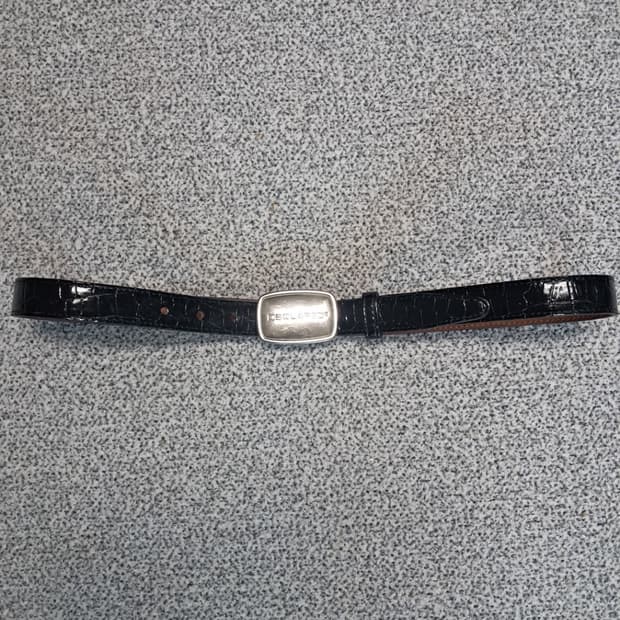 디스퀘어드 레더 벨트