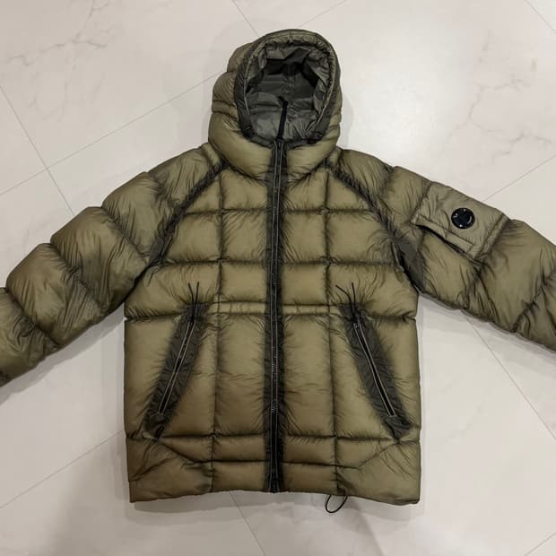 CP컴퍼니 DD쉘 펀가이 그레이 2XL 팝니다