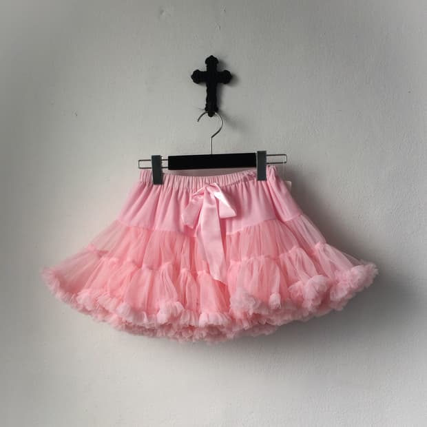 Frill mini skirt