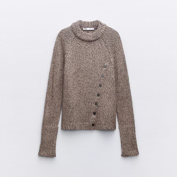 ZARA 언밸런스 버튼 트위스트 니트