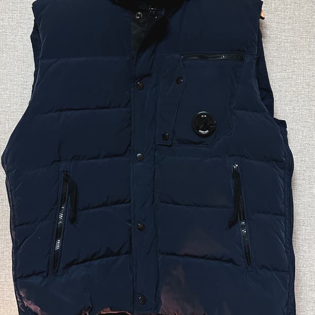 씨피컴퍼니 패딩자켓