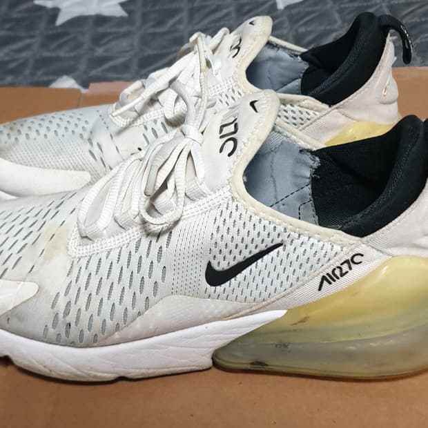 나이키 에어맥스 270 런닝화 화이트 (255)