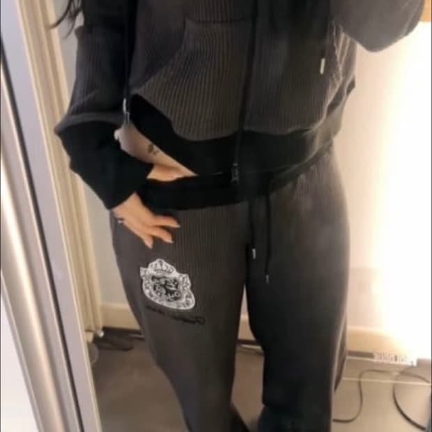 구해요) eessay 에세이 와플 후드집업 세트