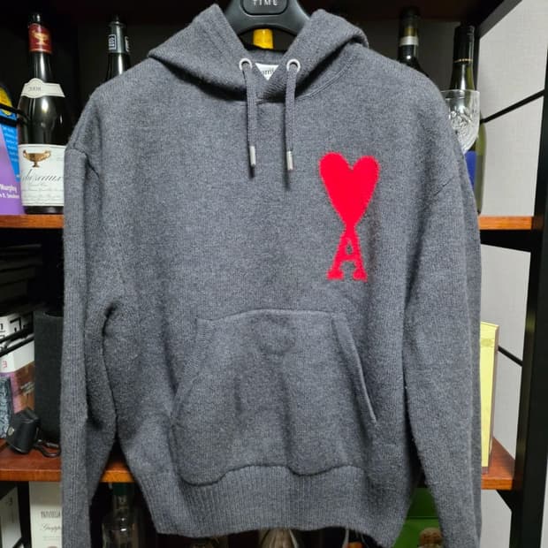 아미 빅하트 울 후드 니트