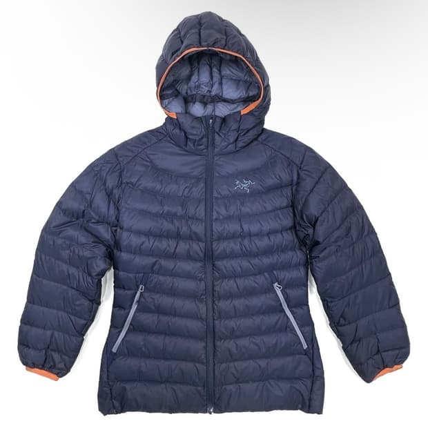 아크테릭스 패딩 