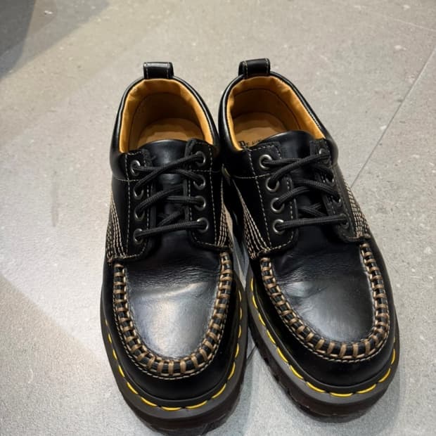 닥터마틴 로웰 블랙 uk 3