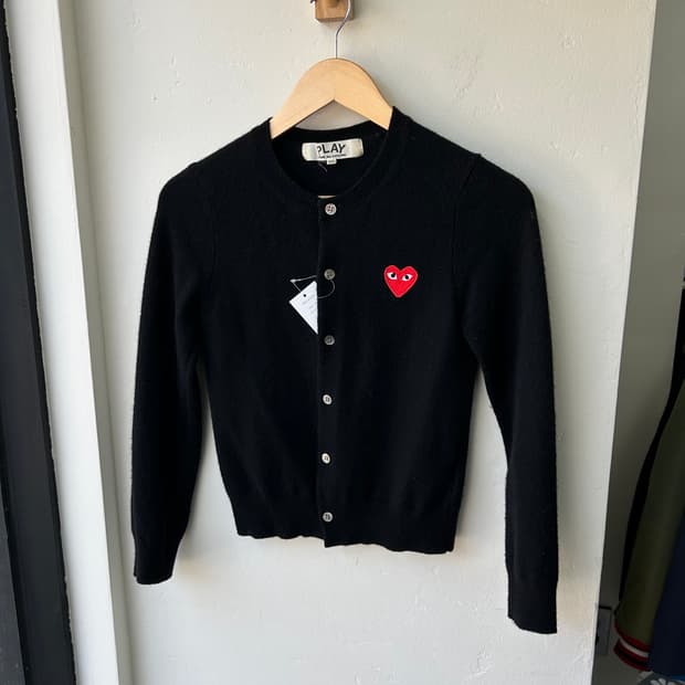 16787 - 꼼데가르송 레드 와펜 울 가디건 (울 100%)