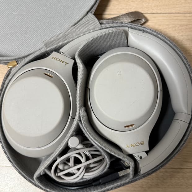 소니 헤드폰 WH-1000XM4 