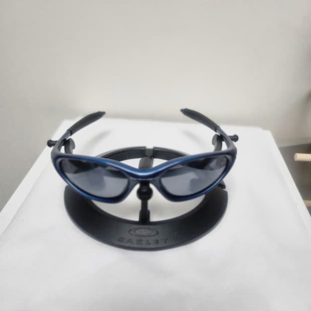 오클리 미뉴트1.0 다크펄블루