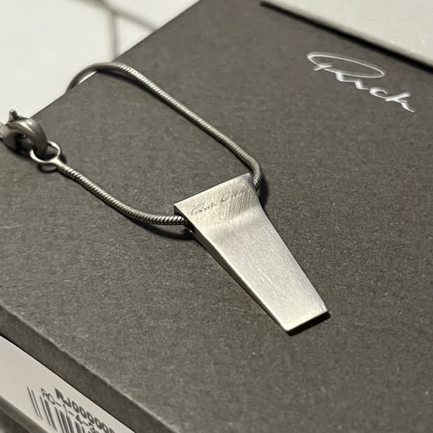 릭오웬스 MINI TRUNK 목걸이/실버