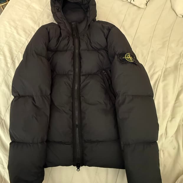  스톤아일랜드 크링클랩스 패딩 