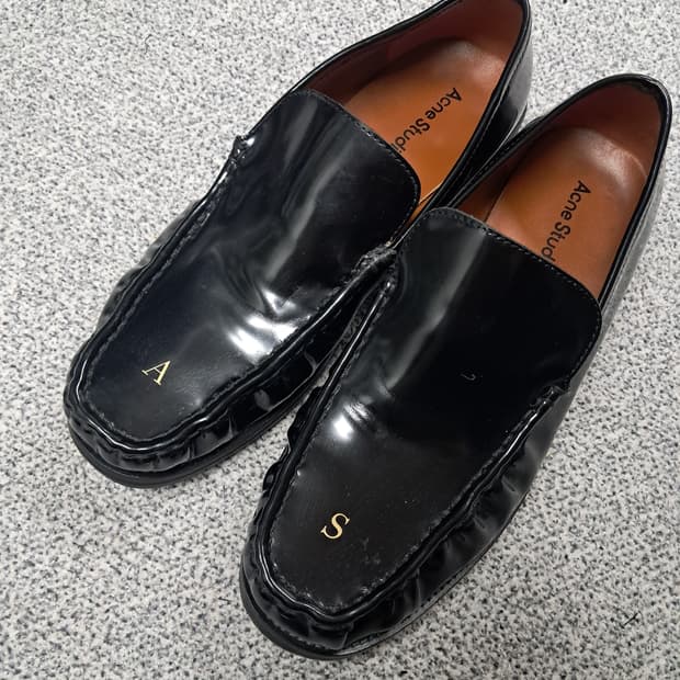 아크네스튜디오 로퍼