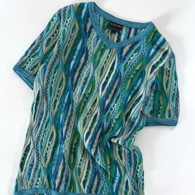 COOGI 쿠지 오스트레일리아 멀티컬러 3D 케이블 니트 브이넥 숏 슬리