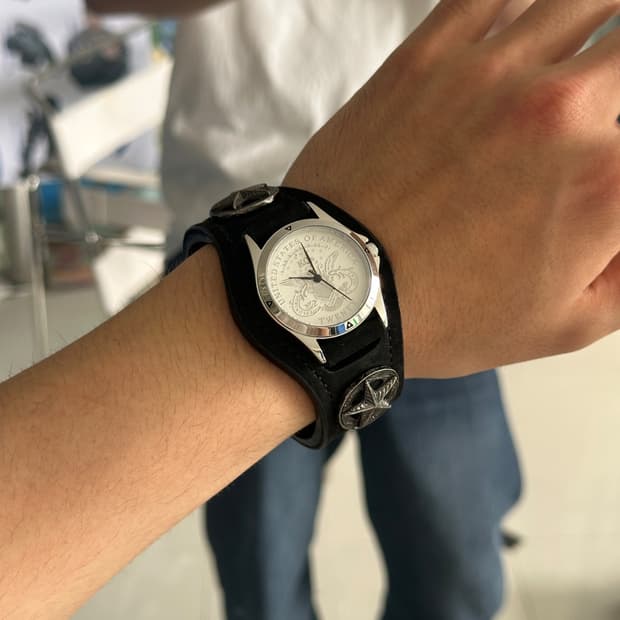 watchbracelet three concho nubuckleather