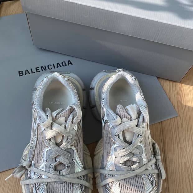 발렌시아가 3XL 에그쉘 41