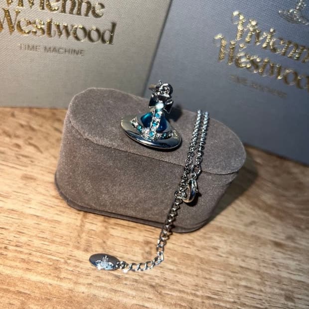 Vivienne blue orb necklace