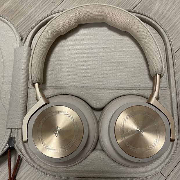 뱅앤올룹슨 베오플레이 HX 블루투스 무선 헤드폰 샌드 골드