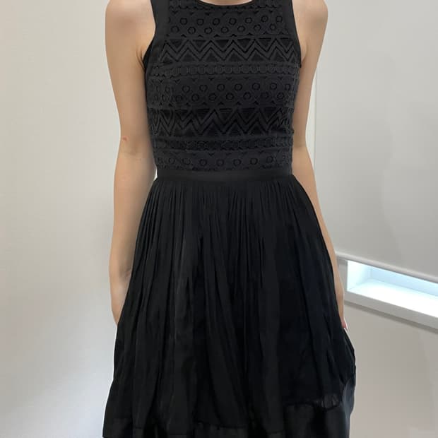 Armani 패턴 블랙 원피스