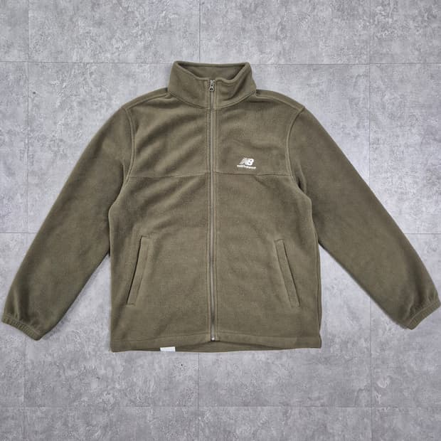 NEW BALANCE 후리스