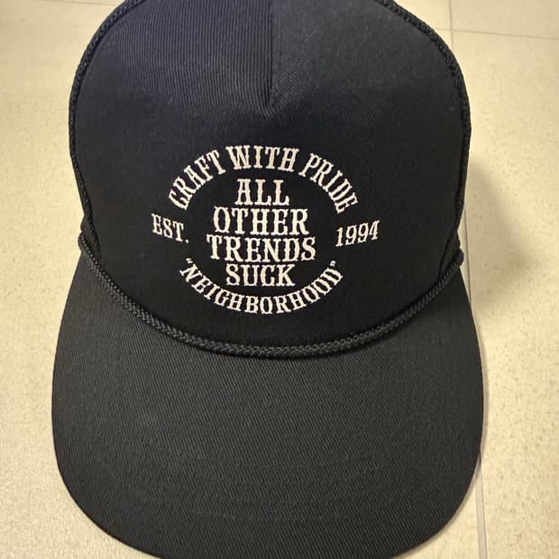 네이버후드 트러커캡 블랙