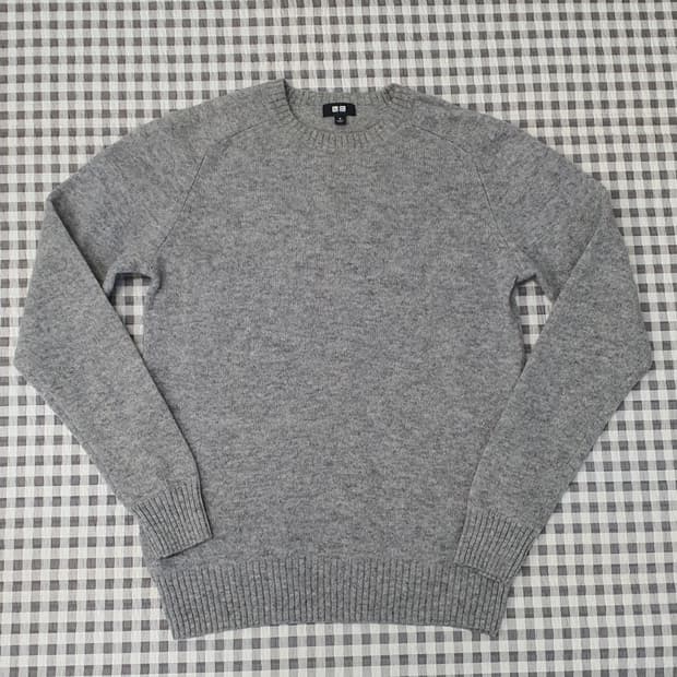 유니클로 울100 슬림핏 니트 남자95