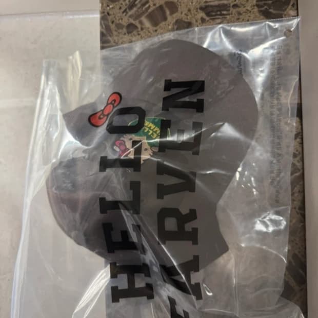 파르벵 x 태닝 헬로 키티 헬로 썸머 볼캡 브라운