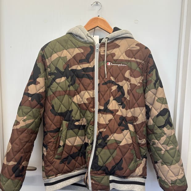 Supreme x champion riversible padding