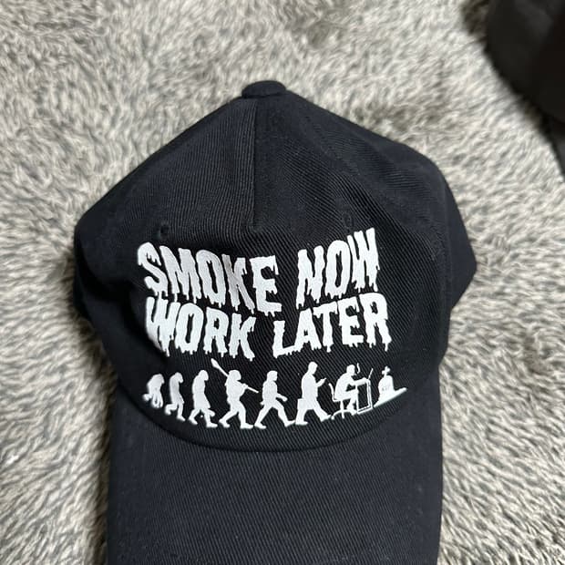 빌스택스 떨스데이 smoke now 모자