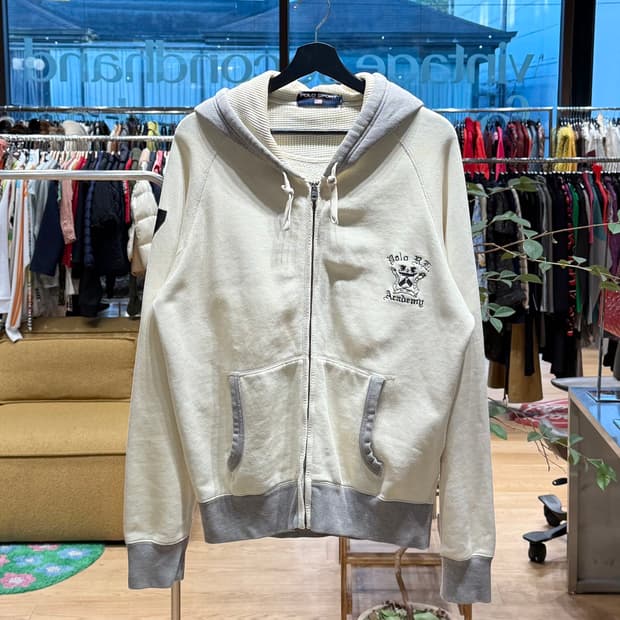 폴로 스포츠 크림 자수 후드집업 