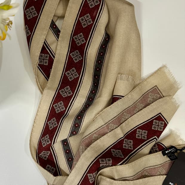 키톤 베이지 퓨어 울 100% 스카프 머플러 새상품