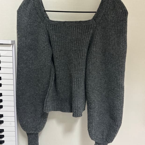 리피트 퍼프 니트