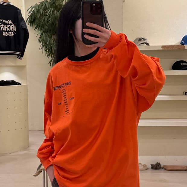 트루릴리전 월드투어 오렌지 빅로고 롱슬리브 U143