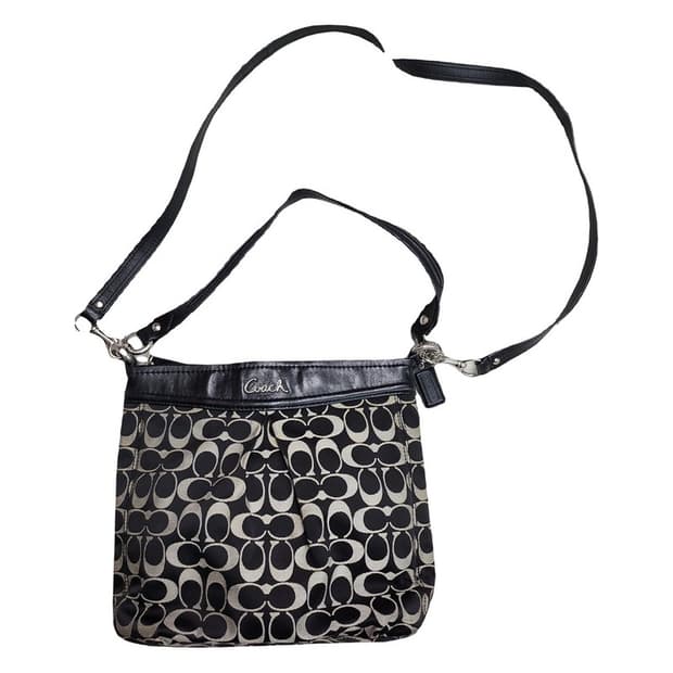 COACH 애슐리 스그니처 숄더백