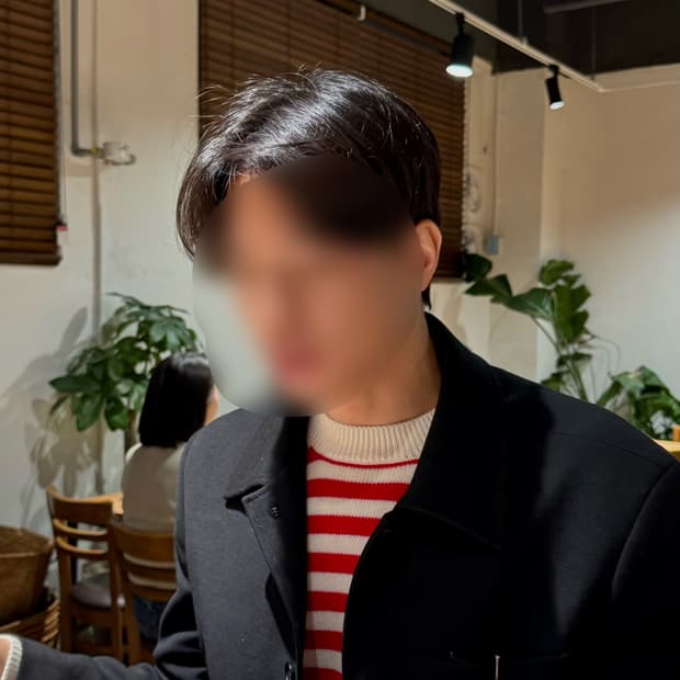 아크네스튜디오 레드 스트라티프 니트 L