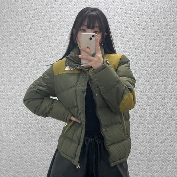 노스페이스 레트로 빈티지 말차카키 엘보패치 패딩 100 C09470