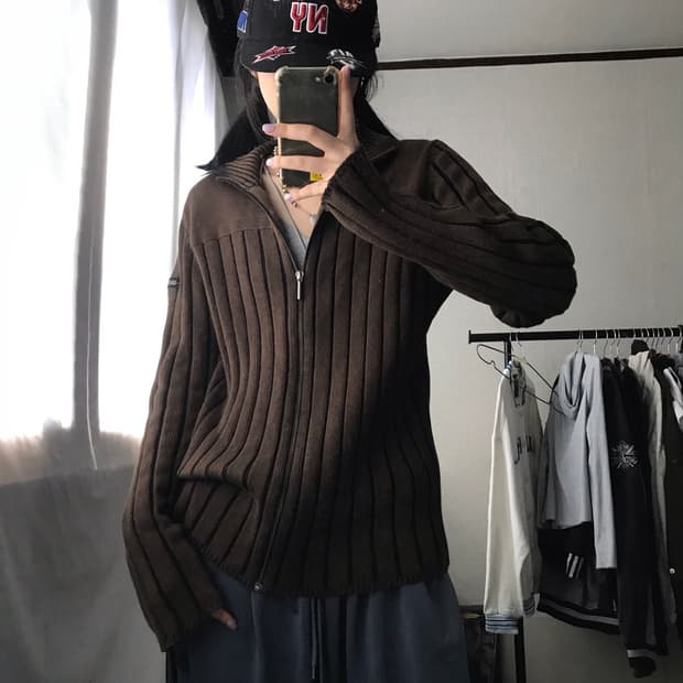 켈빈클라인 브라운 니트집업