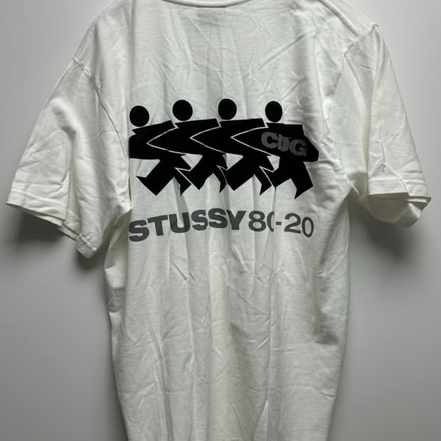 스투시 x CDG 서프맨 티셔츠 화이트