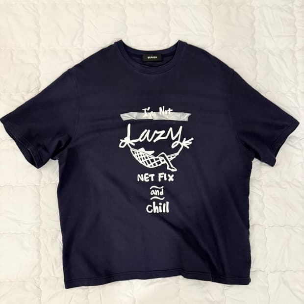 비이커 프린팅 티셔츠 네이비