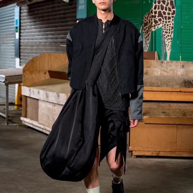 키코 코스타디노브 캐리올 백