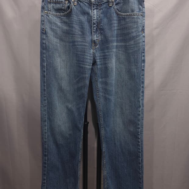 리바이스 시그니처 레귤러 스트레이트 청바지 32