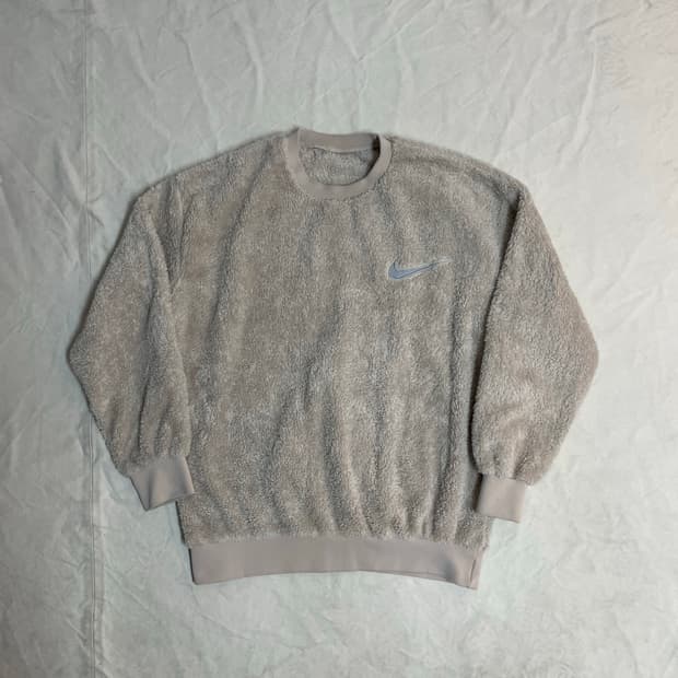 나이키 플리스 맨투맨