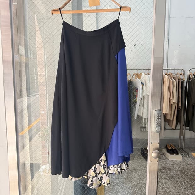 TOGA ARCHIVES Layered Asymmetry Skirt