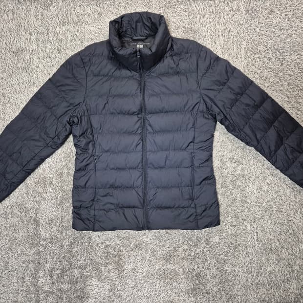 유니클로 여성 경량 다운 패딩 M