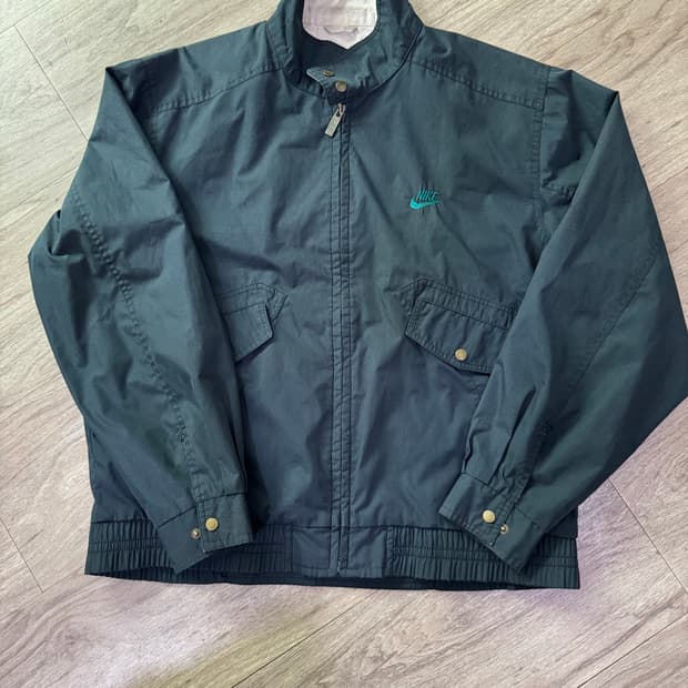 나이키 삼나스포츠 자켓 블랙